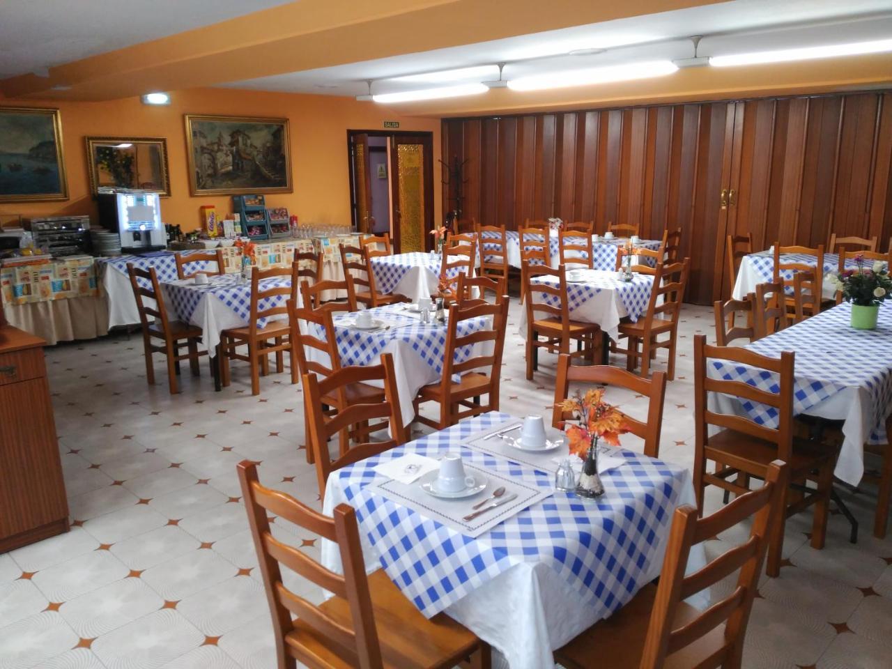 לנגראו Hotel Vaqueros מראה חיצוני תמונה
