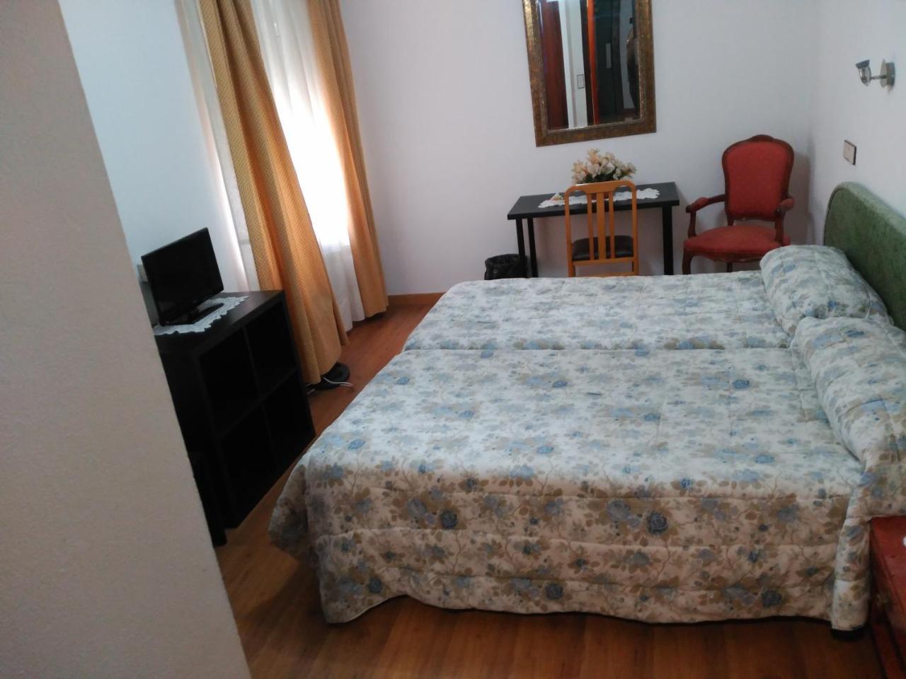לנגראו Hotel Vaqueros מראה חיצוני תמונה
